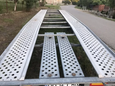 Închirieri trailer